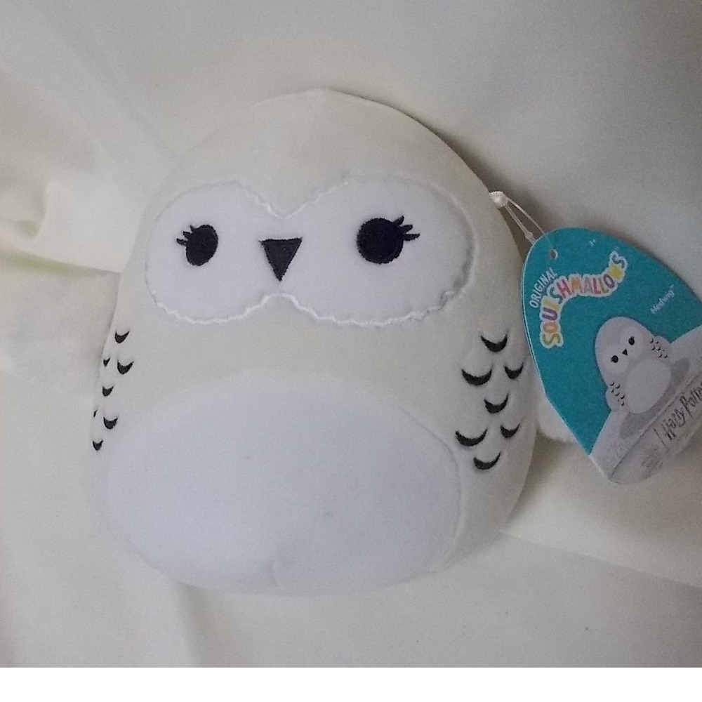 Squishmallows Harry Potter Hedwig the Owl White Plush 8 inch NWT Wizarding World